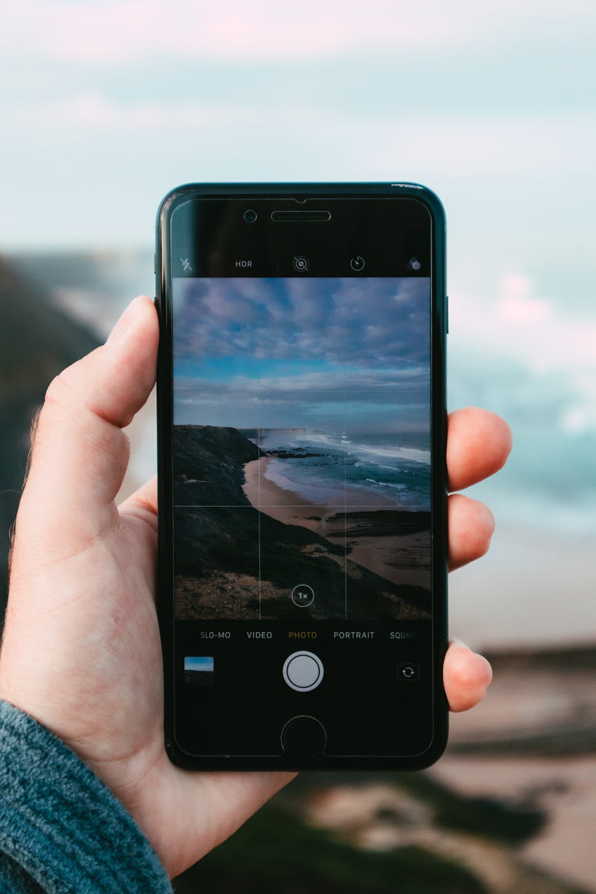 Top Second Hand Camera Kits Under 1000 in 2025