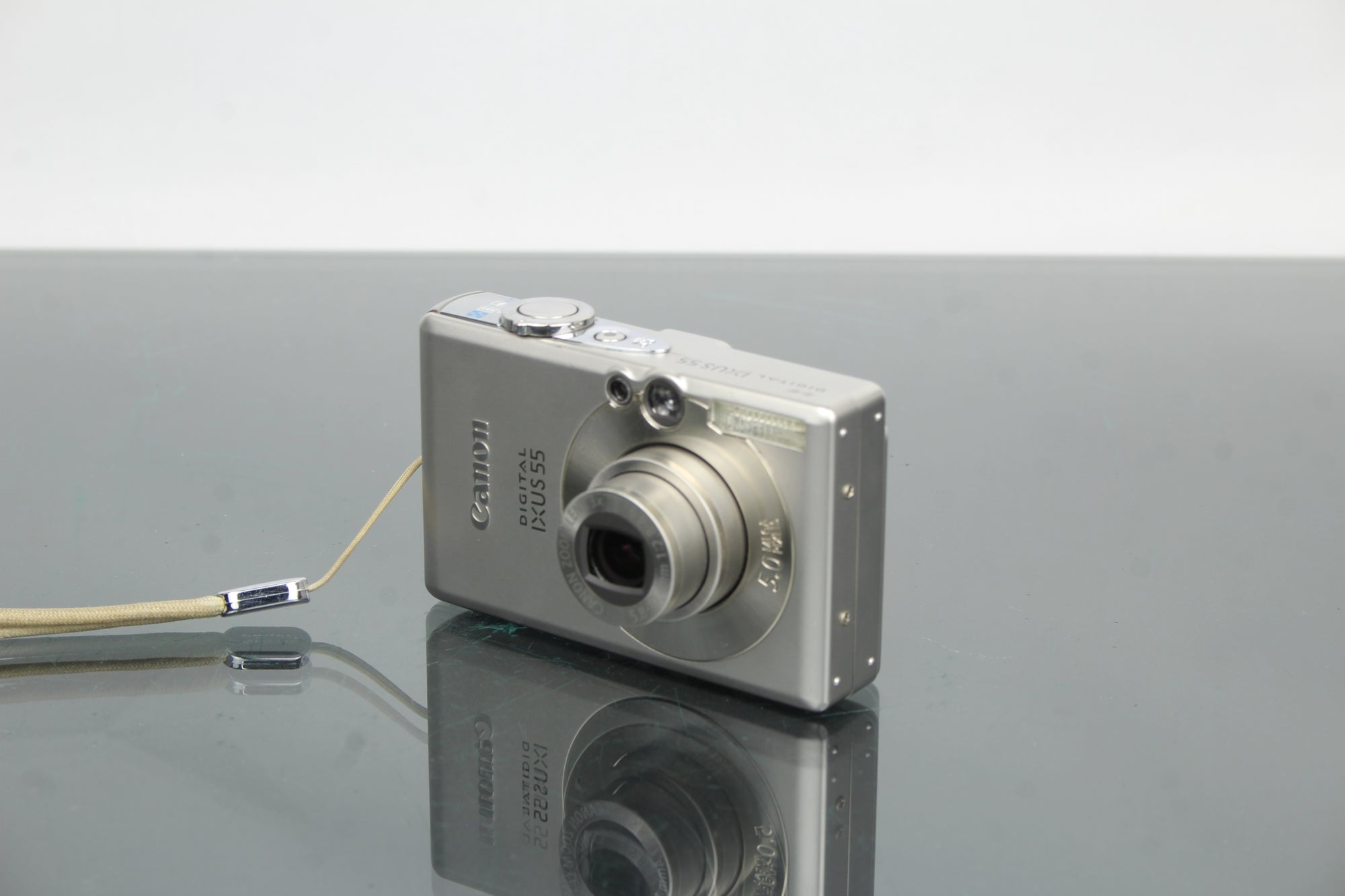 Canon Digital IXUS 55