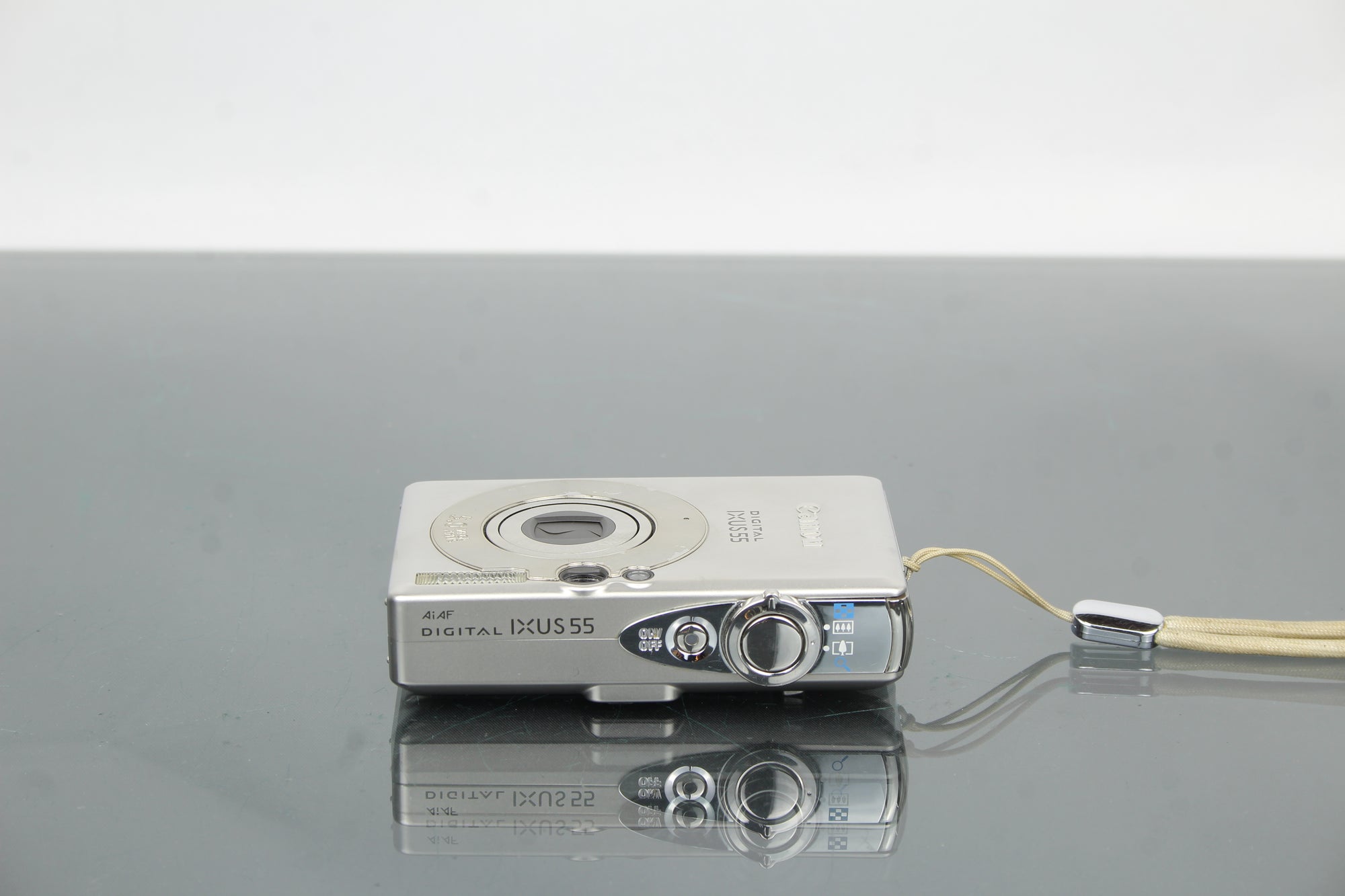 Canon Digital IXUS 55