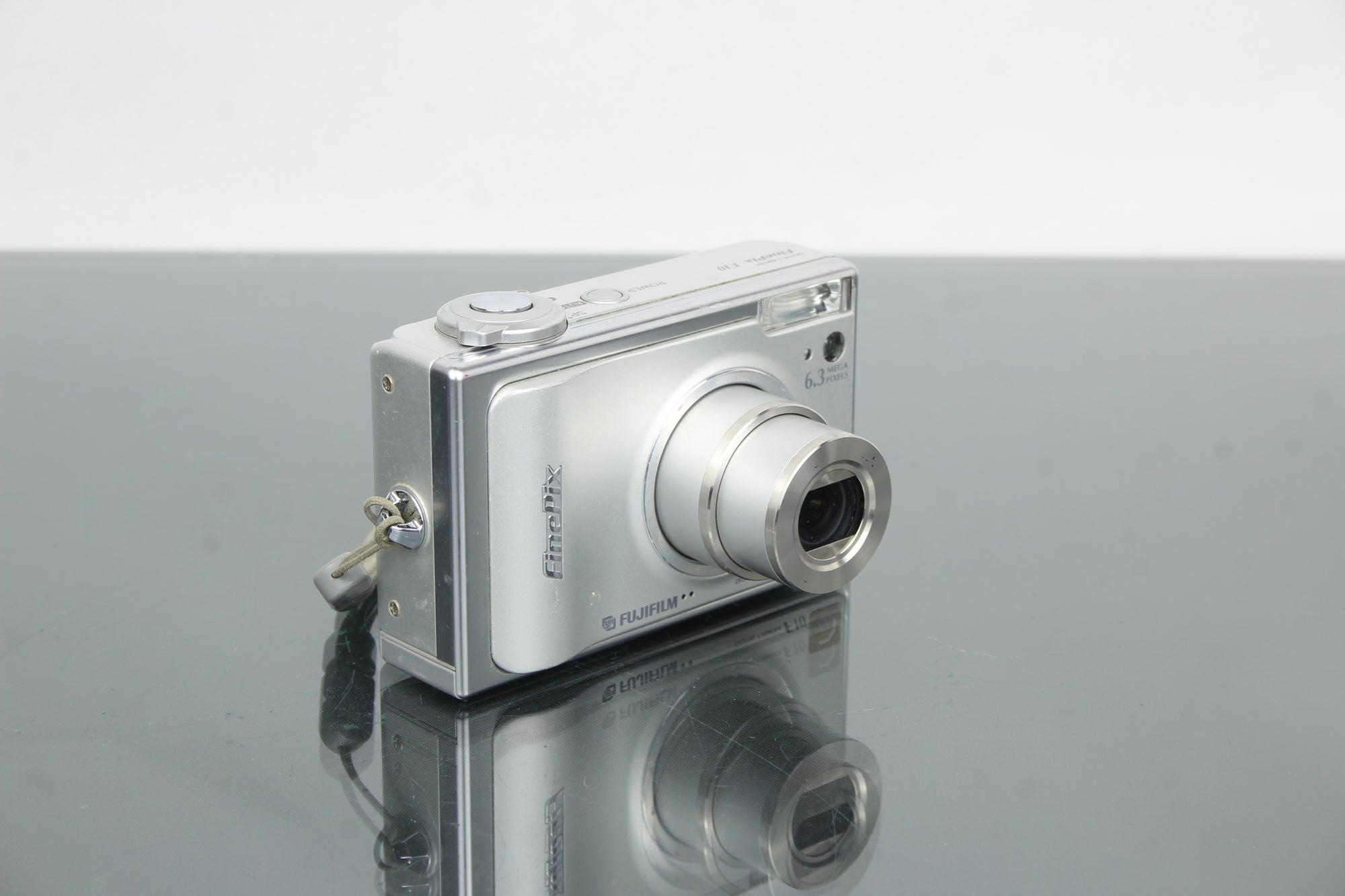 Fujifilm Finepix F10