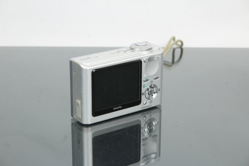 Fujifilm Finepix F10