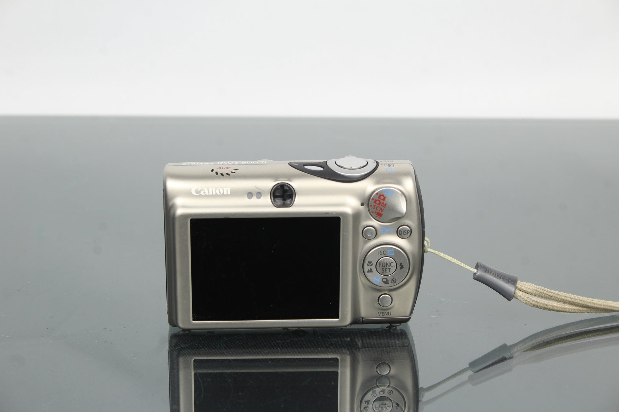 Canon Digital IXUS 900TI