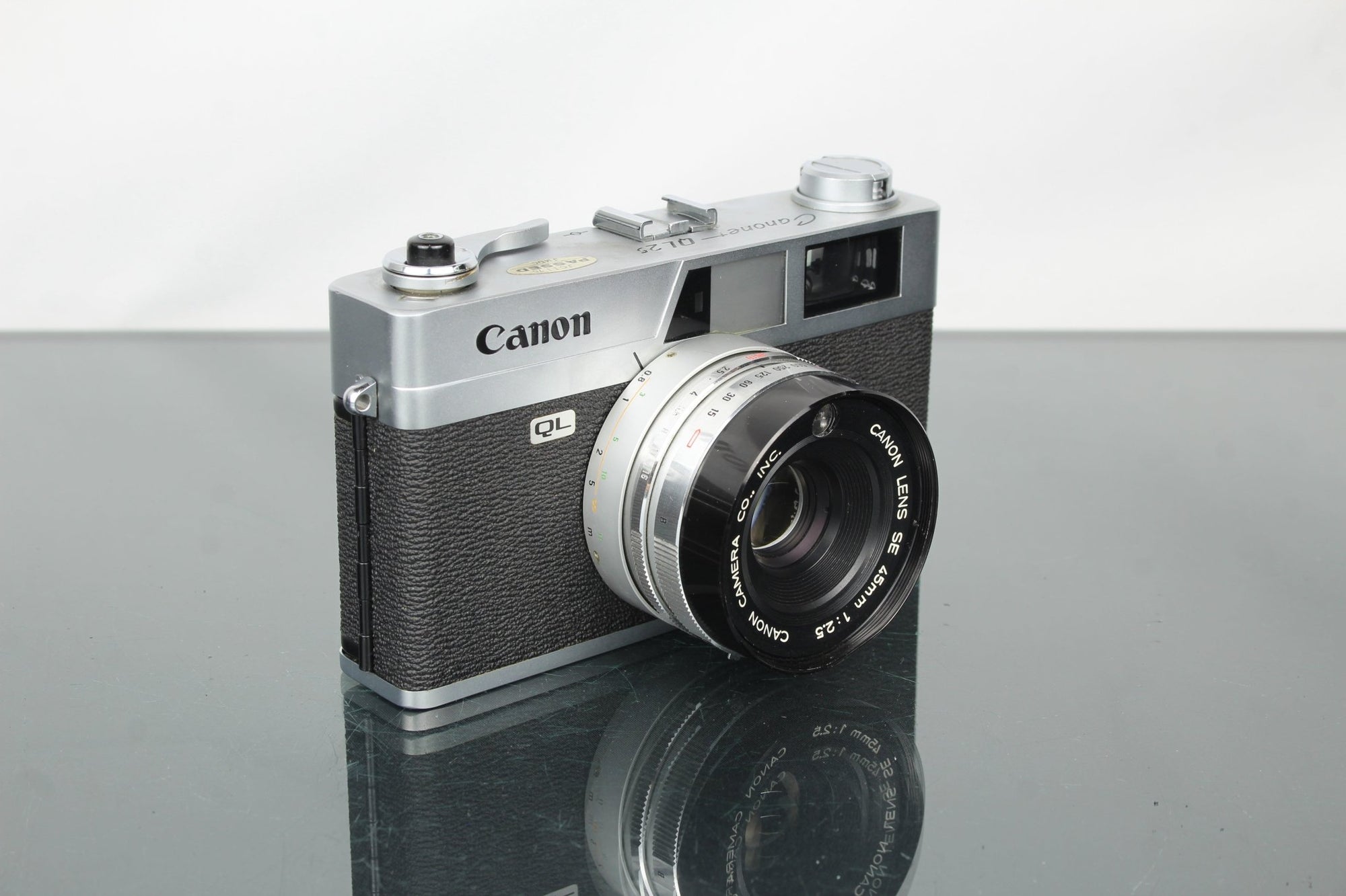 Canon Canonet QL 25 - Dutch|Thrift