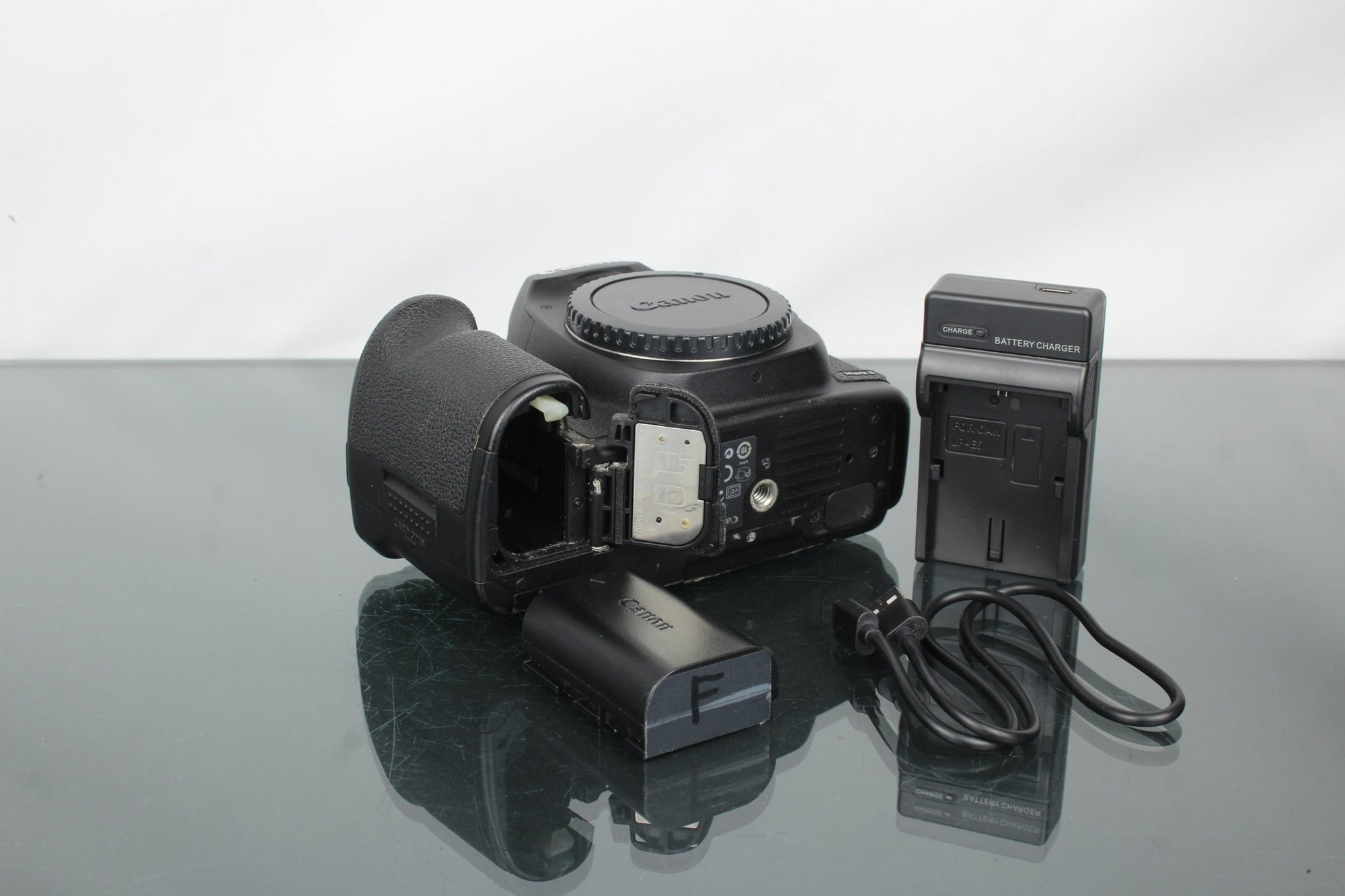 Canon EOS 5D mark 2 - Dutch|Thrift