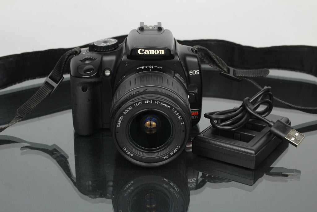 Canon EOS Rebel XTI + 18 - 55mm 1:3.5 - 5.6 Canon EF - S lens - Dutch|Thrift