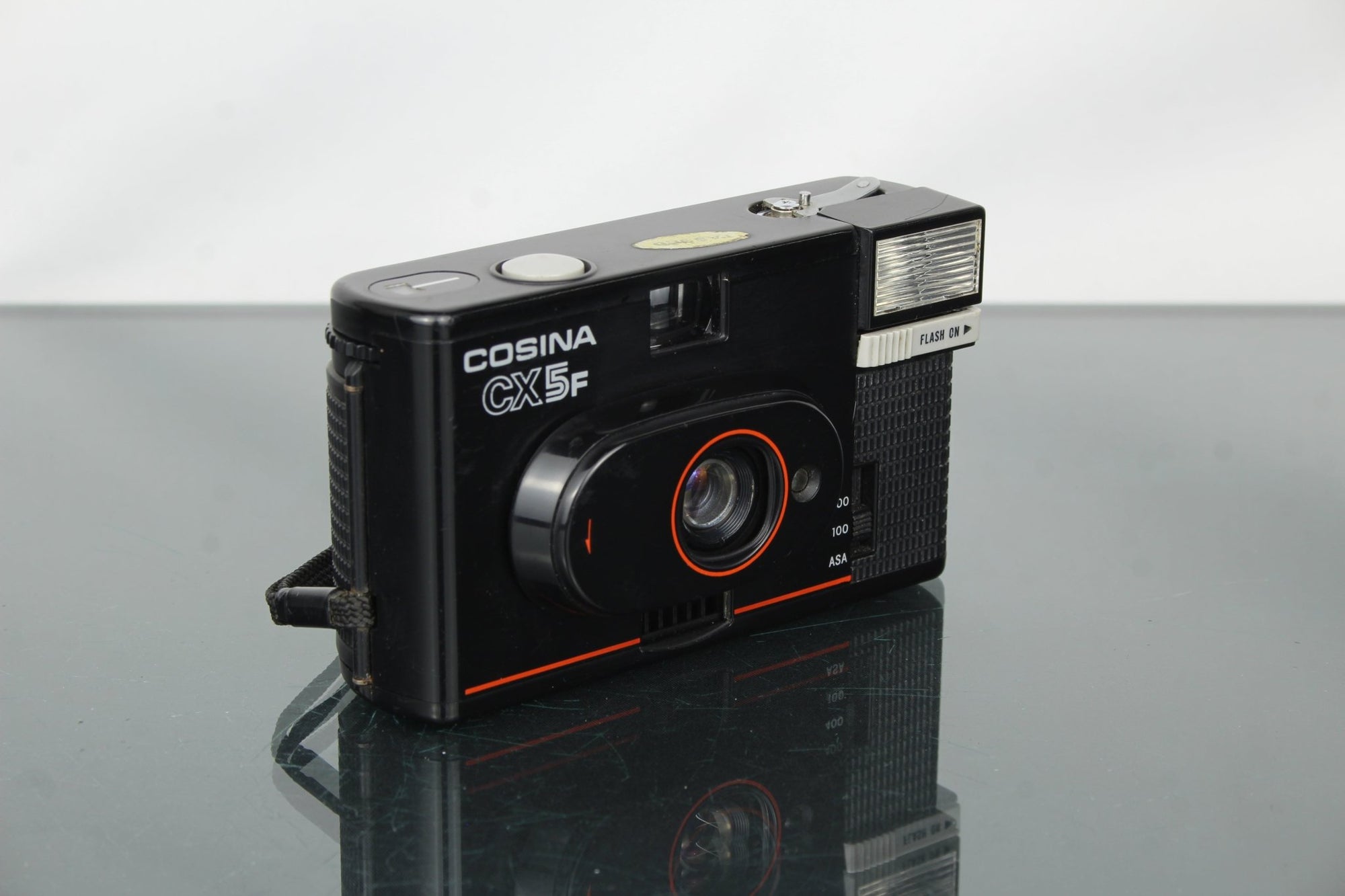 Cosina CX5F - Dutch|Thrift