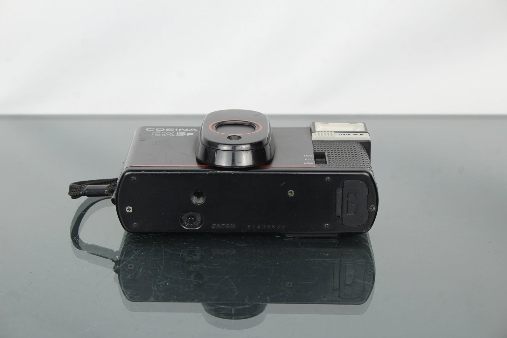 Cosina CX5F - Dutch|Thrift