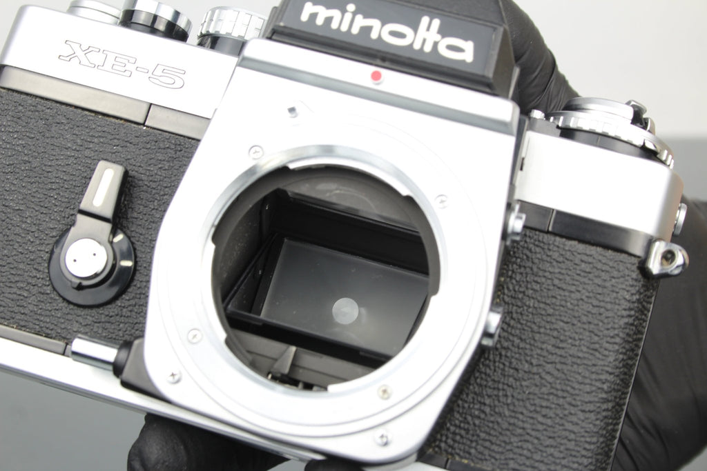Minolta XE - 5 - Dutch|Thrift