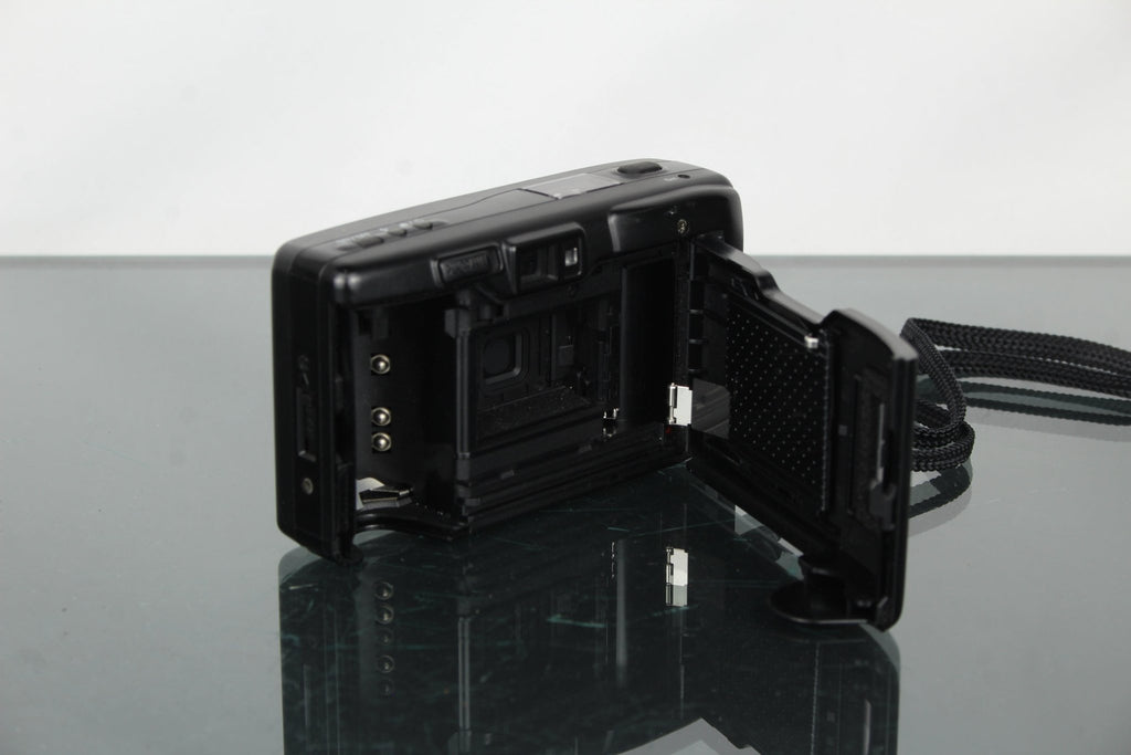 Nikon AF 600 - Dutch|Thrift