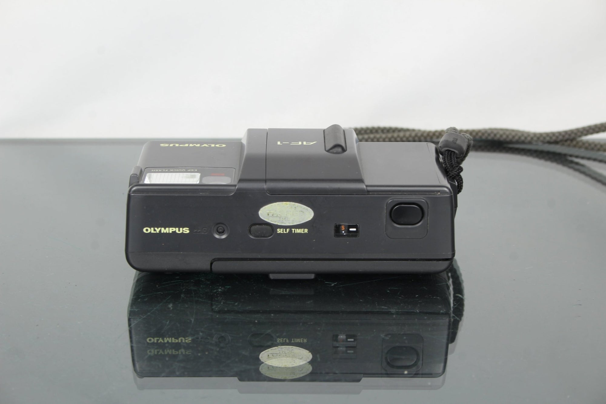 Olympus AF - 1 - Dutch|Thrift