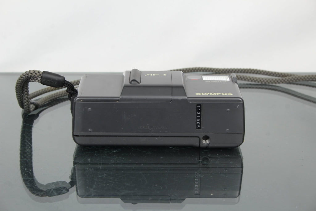 Olympus AF - 1 - Dutch|Thrift