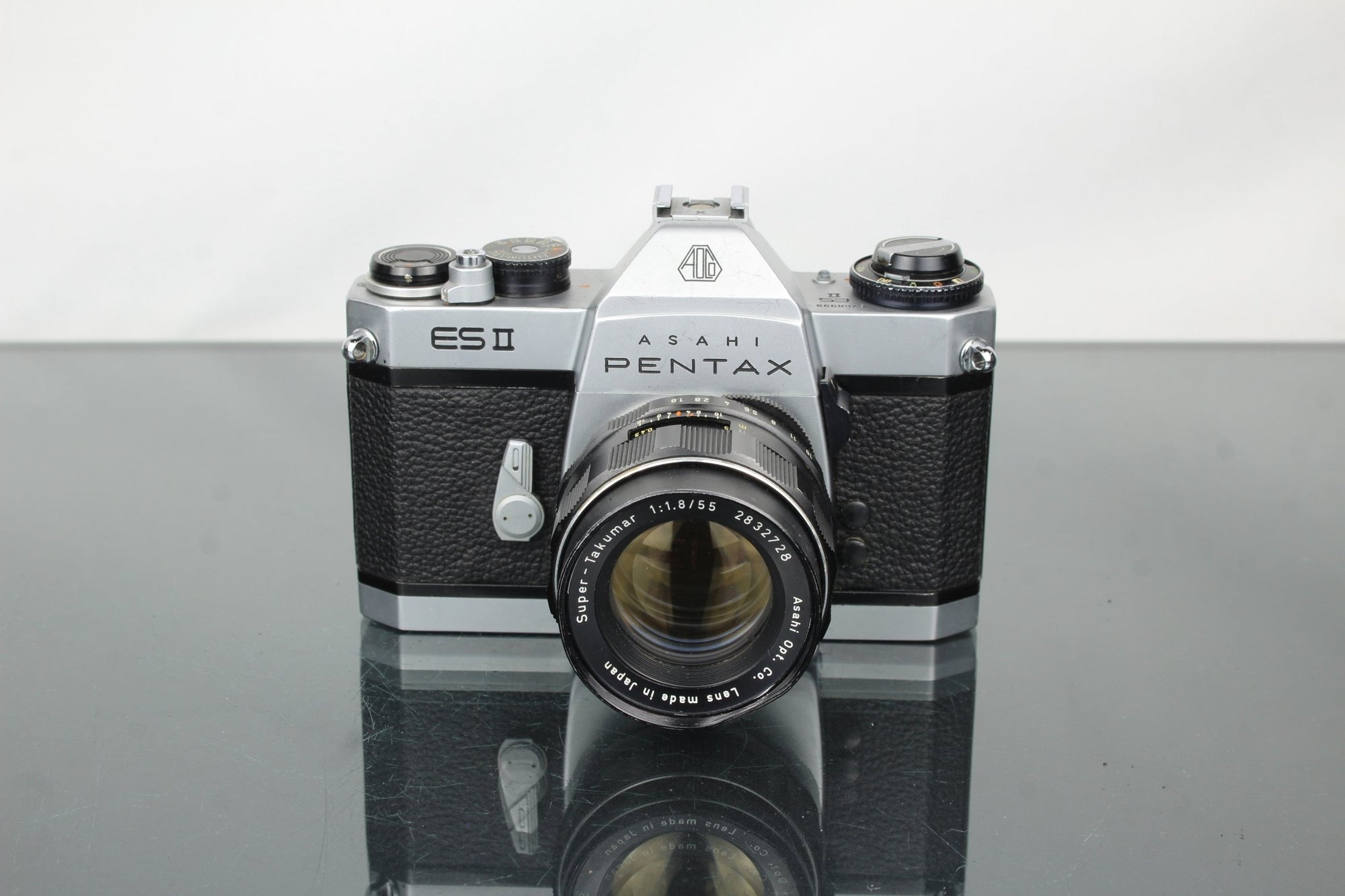 Pentax ES 2 + Super - Takumar 1:1.8/55 m42 - Dutch|Thrift