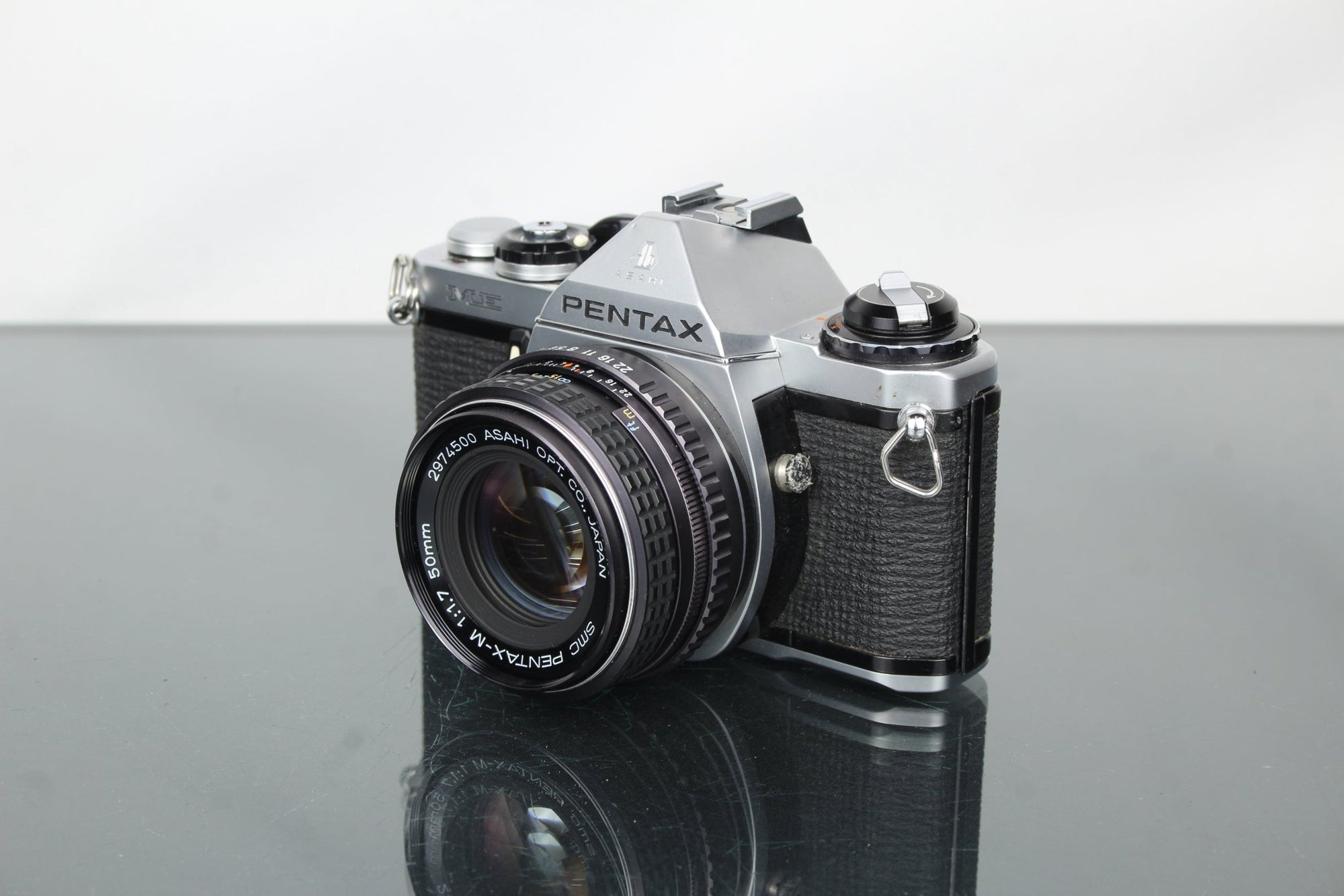 Pentax ME + Pentax 1:1.7 50mm lens - Dutch|Thrift