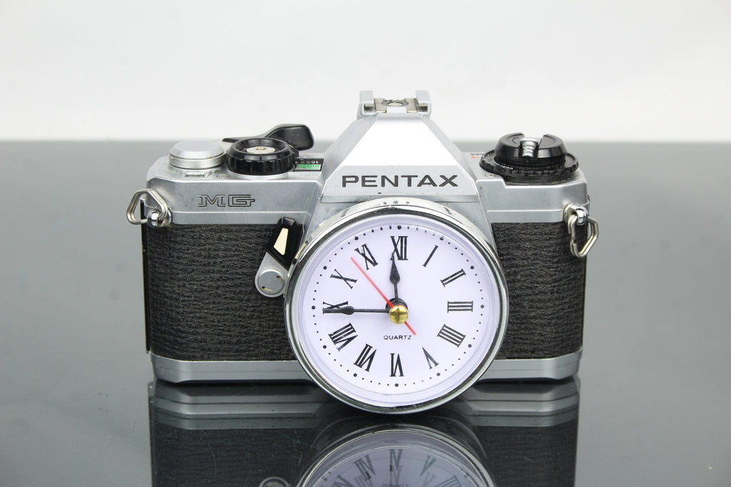 Pentax MG Custom made Clock - Dutch|Thrift