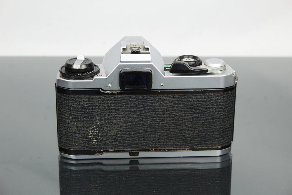 Pentax MG Custom made Clock - Dutch|Thrift