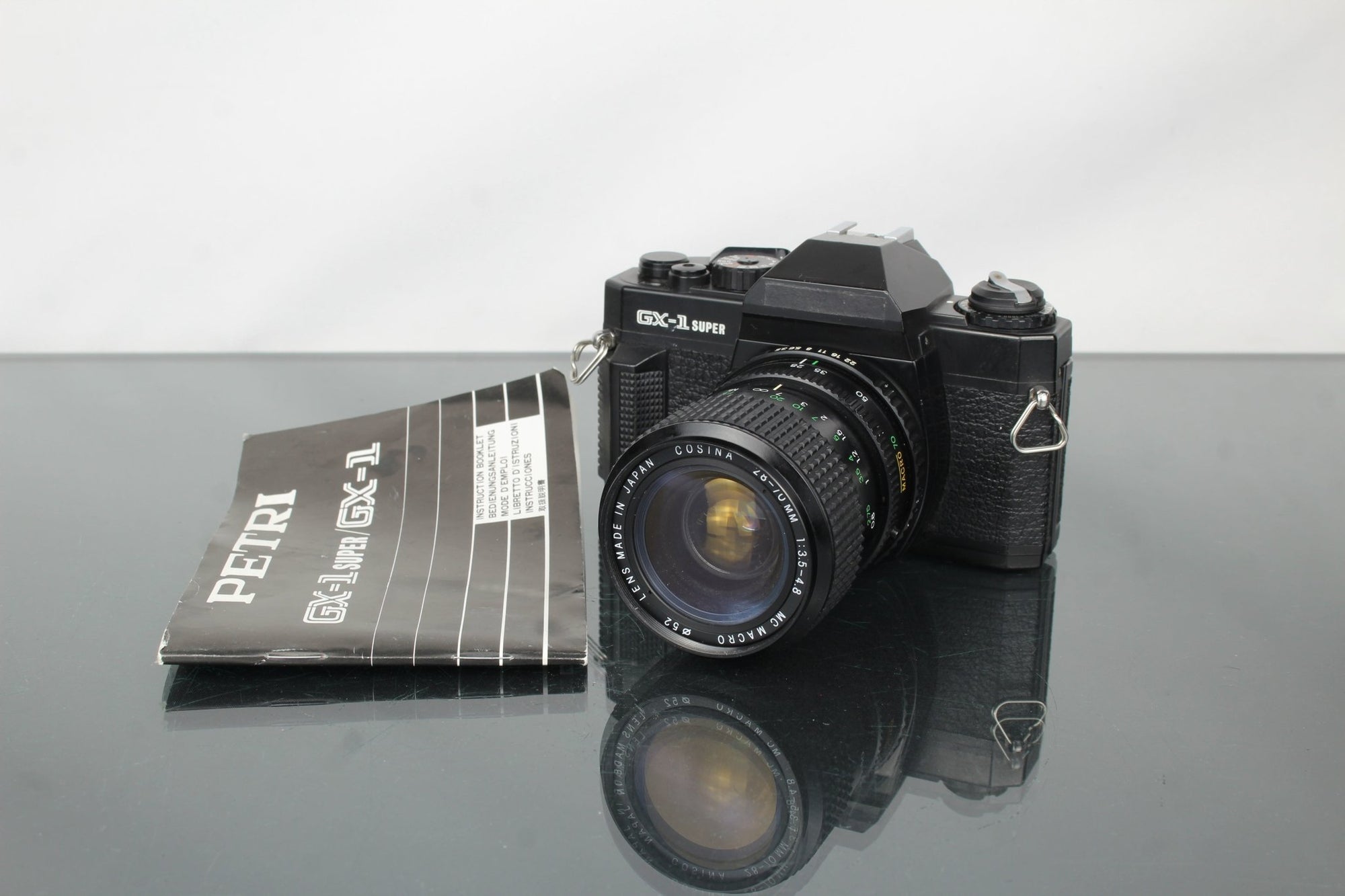 Petri GX - 1 Super + Cosina 28 - 70mm 1:3.5 - 4.8 lens - Dutch|Thrift