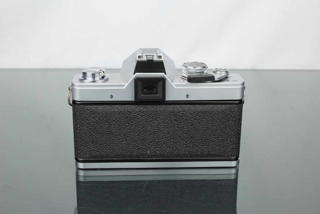 Praktica LTL 3 + Pentacon Auto 1:8/50 - Dutch|Thrift