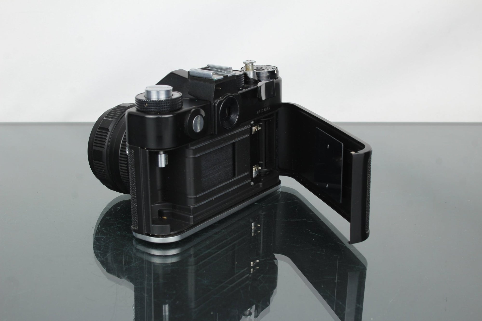 Zenit 12 XP + Helios - 44M - 4 58mm 1:2 Zenit lens - Dutch|Thrift