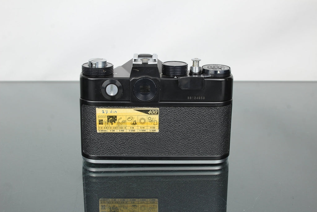 Zenit 12 XP + Helios - 44M - 4 58mm 1:2 Zenit lens - Dutch|Thrift