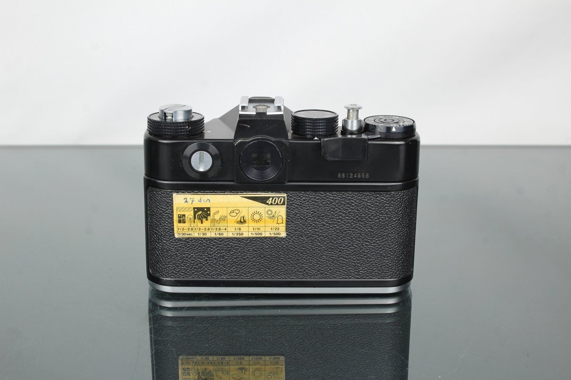 Zenit 12 XP + Helios - 44M - 4 58mm 1:2 Zenit lens - Dutch|Thrift