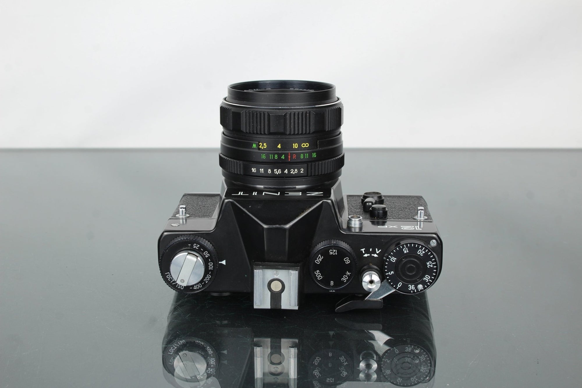Zenit 12 XP + Helios - 44M - 4 58mm 1:2 Zenit lens - Dutch|Thrift
